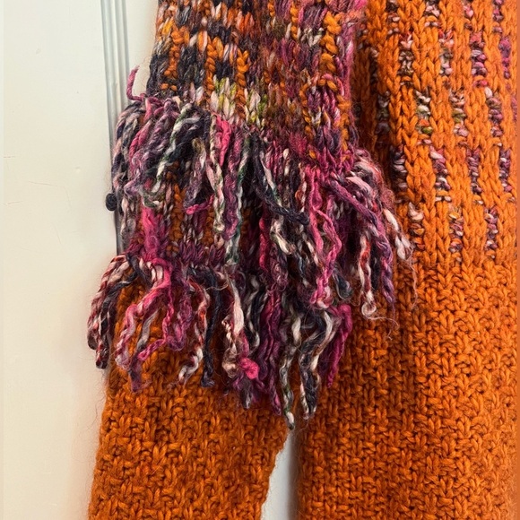 United Colors Of Benetton Orange Purple Knit Finge Boho Sweater approx size S - Picture 3 of 7
